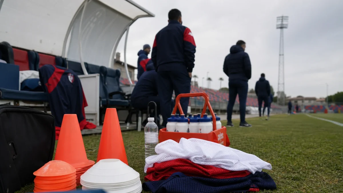 Cagliari lånar ut Nicola Pintus till Pianese