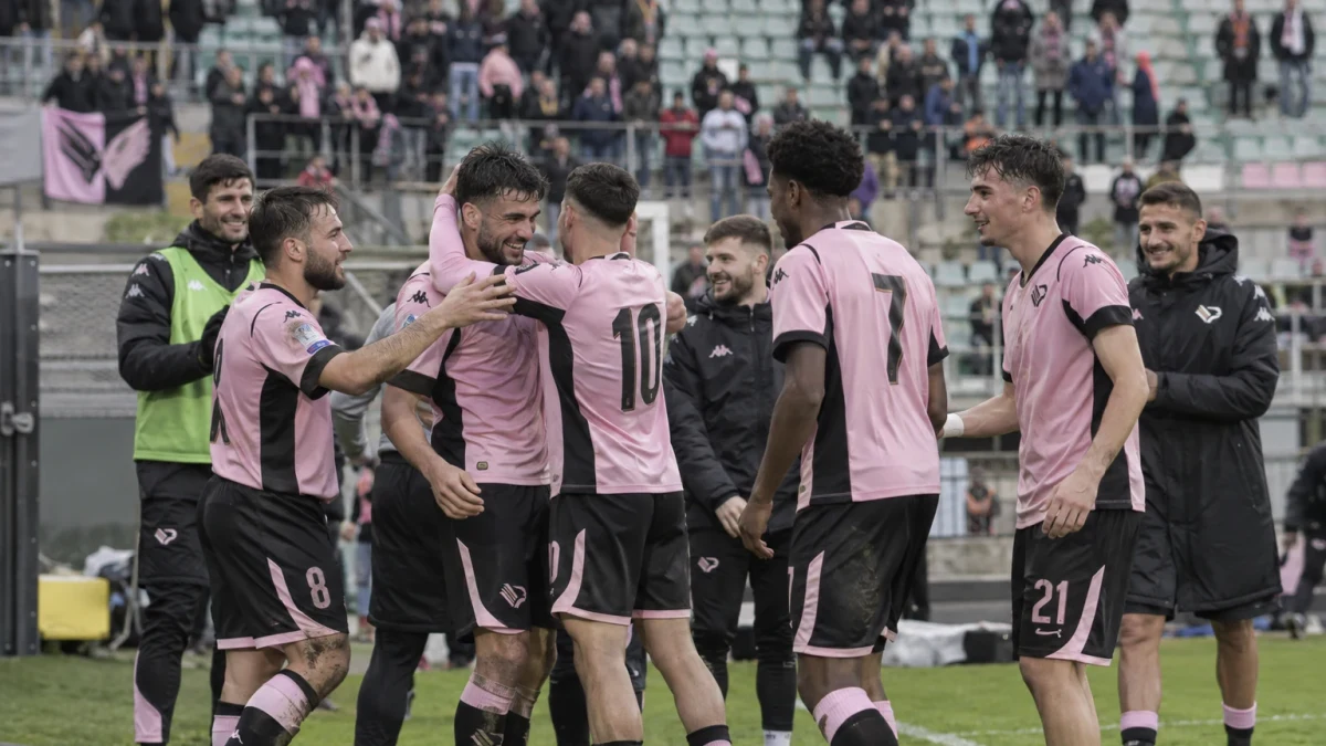 Palermo håller greppet om Serie B-toppen