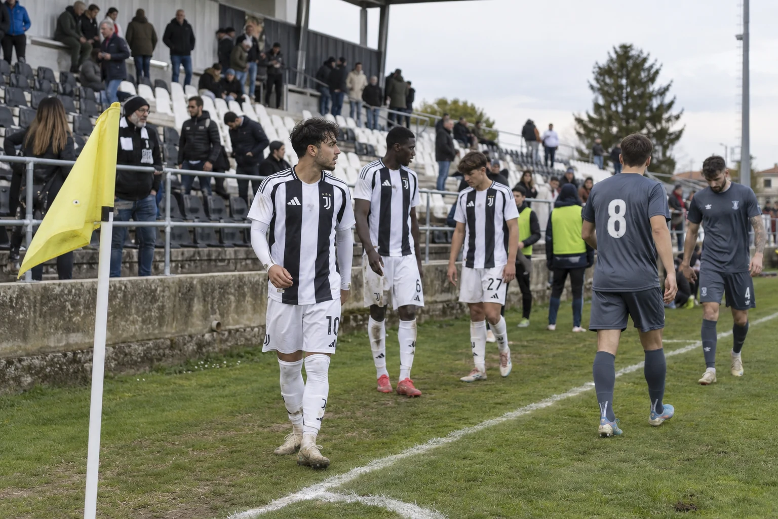Juventus minns Yildiz dubbel inför resan till Cagliari
